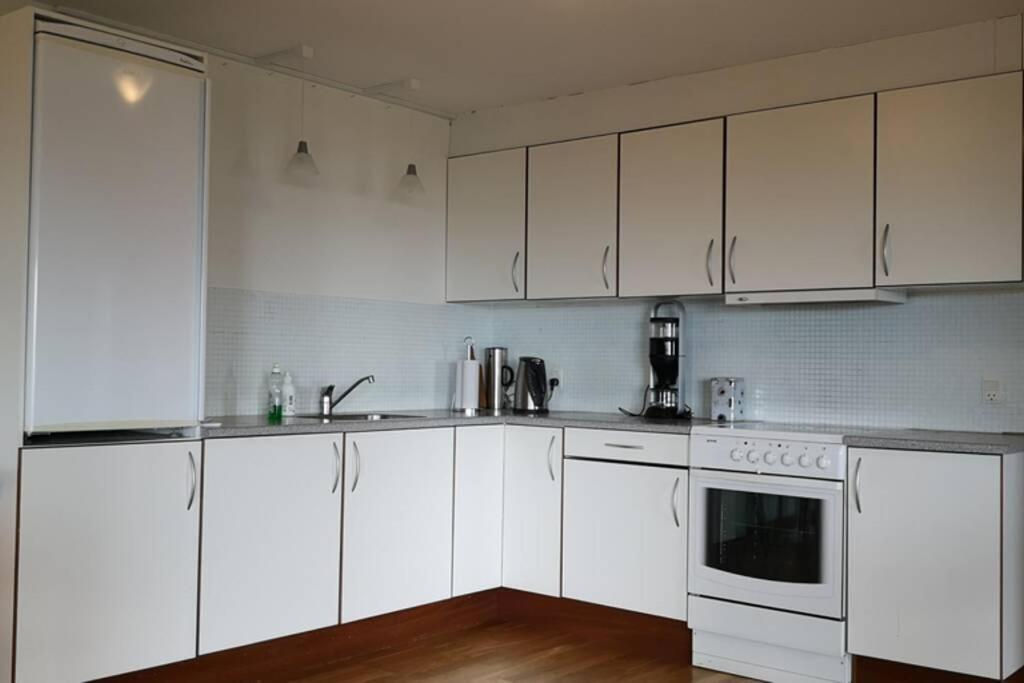Large Apartment With Fabulous View Of Tórshavn Zewnętrze zdjęcie