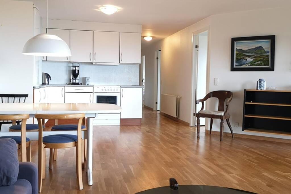 Large Apartment With Fabulous View Of Tórshavn Zewnętrze zdjęcie